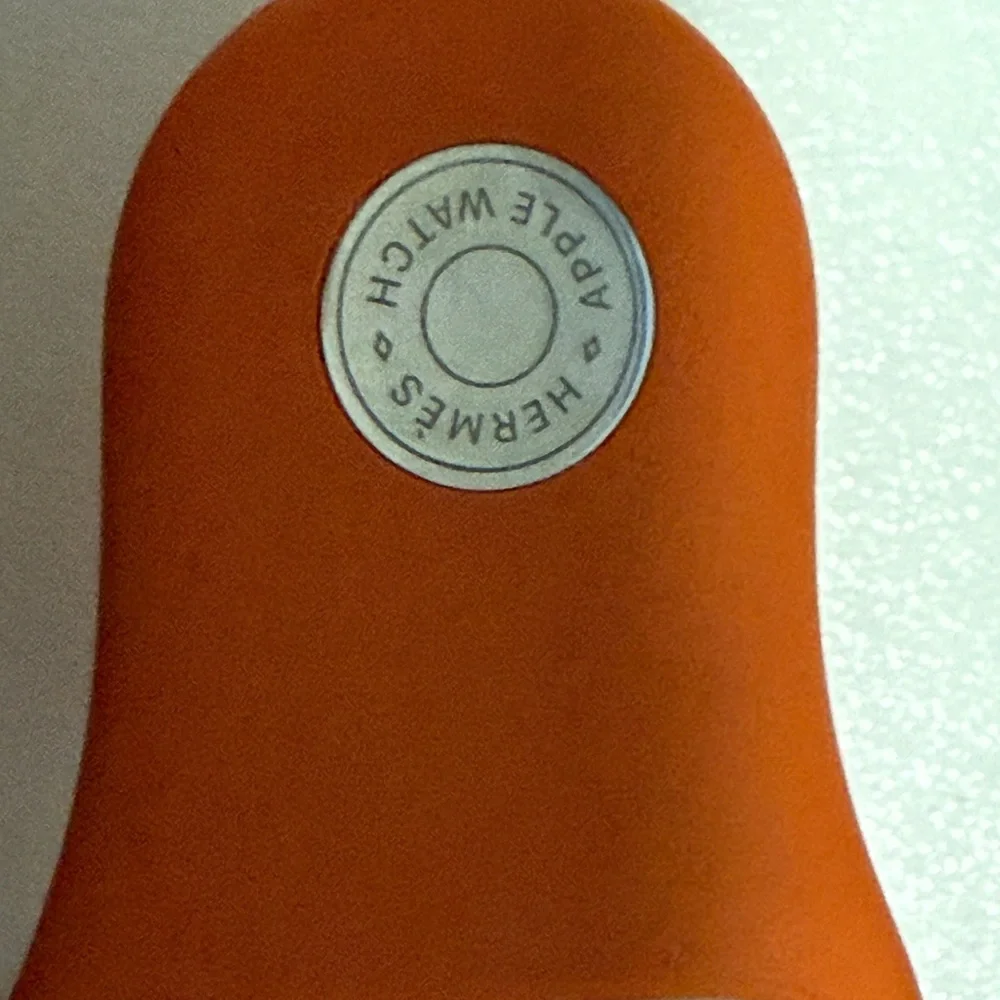 HERMES APPLE WATCH 42MM SERIES 3 Sapphire Crystal Face SS Case Orange M/L Band.